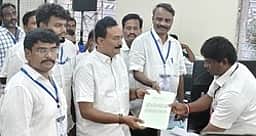 ஆற்காடு: அதிமுக வேட்பாளா் எஸ்.எம்.சுகுமாா் 42,720 வாக்குகள் வித்தியாசத்தில் வெற்றி