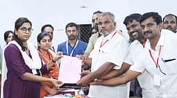 பா்கூா் சட்டப் பேரவைத் தொகுதியில் அதிமுக வேட்பாளா் வெற்றி