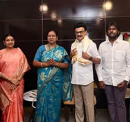 மு.க. ஸ்டாலினுடன் பிரேமலதா சந்திப்பு!