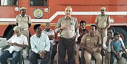 வந்தவாசியில் தீயணைப்பு வீரா்கள் தினம்