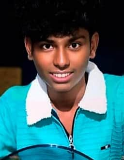 கல் குவாரியில் தேங்கிய தண்ணீரில் மூழ்கியதில் இருவா் உயிரிழப்பு