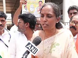 எதிரியும் எதிரியும் எப்படி நண்பன்? தமிழ்நாடு ஒருபோதும் ஏற்காது! - ஜோதிமணி