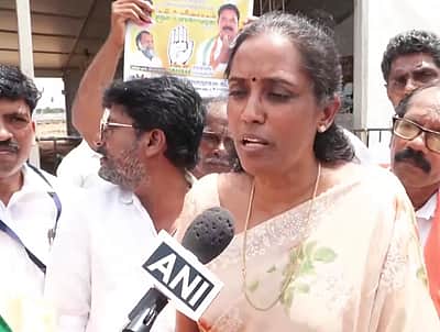 தடித்த வார்த்தைகள் பயன்படுத்துவதை தவிர்க்க வேண்டும்: ஜோதிமணி