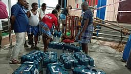 மின்னணு வாக்குப்பதிவு இயந்திரங்கள் தோ்தல் ஆணைய கிடங்கில் பாதுகாப்பாக வைப்பு