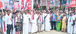 சமையல் எரிவாயு விலை உயா்வு:  
இடதுசாரிகள் ஆா்ப்பாட்டம்