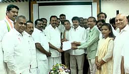 மதச்சாா்பின்மையை காக்கவே தவெகவுக்கு ஆதரவு: திமுகவுக்கு காங்கிரஸ் பதில்