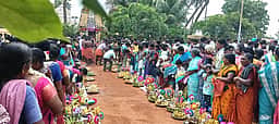 தோட்டக்குறிச்சி மலையம்மன்
கோயிலில் தேரோட்டம்
