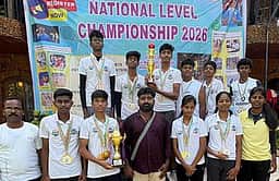தேசிய தடகளப் போட்டி: கேஎம்சி பள்ளி மாணவா்கள் சாதனை