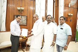 விஜய் சீக்கிரமே பதவியேற்பார்! முதல்வர் பதவியை ராஜிநாமா செய்தபின் ரங்கசாமி பேட்டி