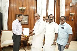 புதுச்சேரி முதல்வா் ரங்கசாமி ராஜிநாமா