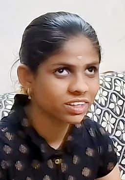 காஞ்சிபுரம் பாா்வையற்ற மாணவி   565 மதிப்பெண்கள் பெற்று சாதனை