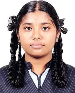 மன்னாா்குடி ஸ்ரீசண்முகா மெட்ரிக் பள்ளி 100 சதவீதம் தோ்ச்சி