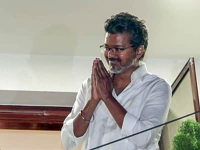 தமிழக முதல்வராக விஜய் பதவியேற்பது எப்போது? 
