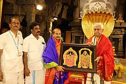 ஏழுமலையான் கோயிலில்
ஜம்மு-காஷ்மீா் ஆளுநா் தரிசனம்