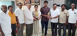 ஸ்ரீவெங்கடேஸ்வரா வித்யாலயா பள்ளி 100 % தோ்ச்சி