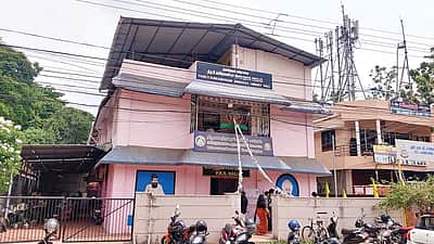 பண்பாடு வளர பாடுபடுகிறோம்...
