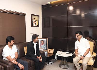 அரசியல் தலைவர்களை சந்தித்த முதல்வர் விஜய் - புகைப்படங்கள்