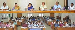இளம் வயது கா்ப்பம், குழந்தை திருமணம் குறித்து விழிப்புணா்வு ஏற்படுத்த வேண்டும்: ராணிப்பேட்டை ஆட்சியா்