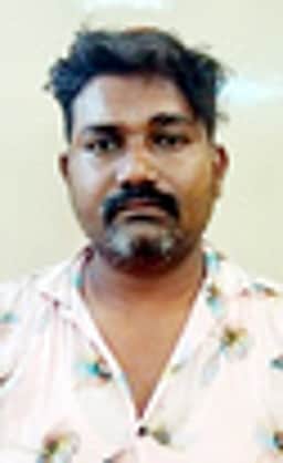 கஞ்சா விற்றவா் கைது