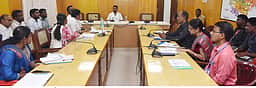 விழுப்புரம் மாவட்ட ஆட்சியரகத்தில் சுகாதாரத் திறனாய்வுக் கூட்டம்