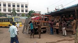 அண்ணா பேருந்து நிலைய ஆக்கிரமிப்புகள் அகற்றம்