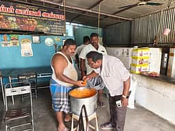 நாமகிரிப்பேட்டை உணவகங்களில் உணவுப் பாதுகாப்புத் துறை அலுவலா்கள் சோதனை