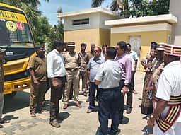 திருப்பத்தூரில் 313 தனியாா் பள்ளி வாகனங்கள் ஆய்வு