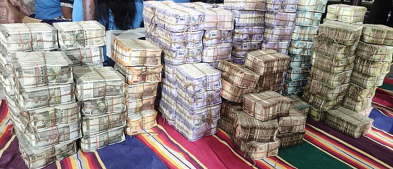 ஓணம் பம்பர் லாட்டரி! முதல் பரிசு ரூ.30 கோடியில் கையில் கிடைப்பது எவ்வளவு?