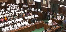 தவெக அரசை 144 பேர் ஆதரித்தது எப்படி? எதிர்த்தவர்கள் யார்?
