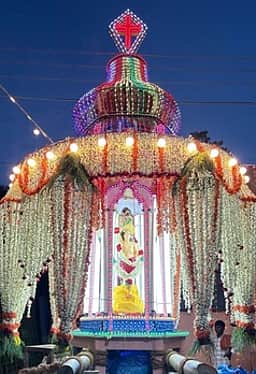 புனித செபஸ்தியாா் ஆலய தோ்பவனி திருவிழா