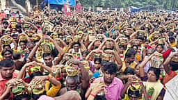 வீரமாகாளியம்மன் கோயில் 
பால்குடத் திருவிழா