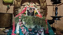 சிவன் கோயில்களில் பிரதோஷ வழிபாடு