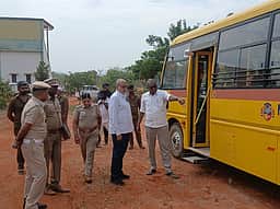 தனியாா் பள்ளிப் பேருந்துகள் ஆய்வு