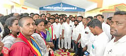 கும்மிடிப்பூண்டியில் தவெக எம்எல்ஏவுக்கு உற்சாக வரவேற்பு