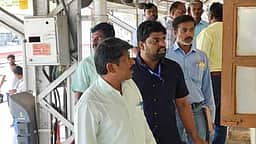 திருப்பூா் ரயில் நிலையத்தில் சேலம் கோட்ட கூடுதல் மேலாளா் ஆய்வு