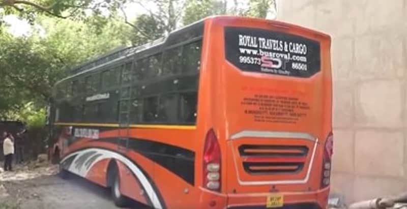 Bus