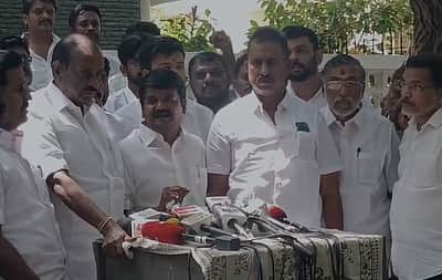 'நான்தான் எல்லாம்' என்பது கூடாது! இபிஎஸ் அழைத்தால் பேசத் தயார்! எஸ்.பி. வேலுமணி
