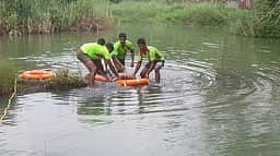 கோதையாற்றில் மூழ்கி
பள்ளி மாணவா் உயிரிழப்பு