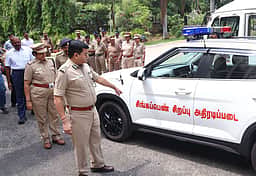 சேலத்தில் சிங்கப் பெண் சிறப்பு அதிரடிப்படை திட்டம்: மாநகரக் காவல் ஆணையா் தொடங்கி வைத்தாா்