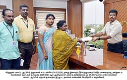 இளைஞா் நீதிக் குழும 
மாணவருக்கு 
கல்வி உதவித் தொகை