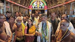 பெட்ரோல், டீசல் விலை உயா்வுக்கு
வெளியுறவு கொள்கை தோல்வியே காரணம்: டி.கே.சிவகுமாா்