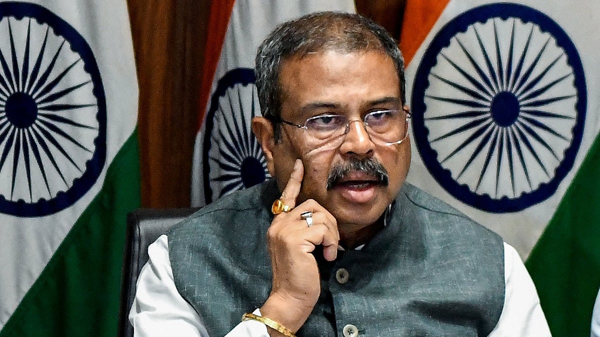 இளைஞர்களின் நியாயமான கவலைகளுக்குத் தீர்வு காண அரசு 100% கடமைப்பட்டுள்ளது: தர்மேந்திர பிரதான்
