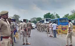 விழுப்புரம் அதிமுக அலுவலகத்தில் போலீஸார் குவிப்பு!