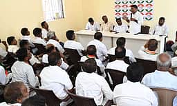 பாஜக ஒருபோதும் தமிழகத்தில் கால் ஊன்ற காங்கிரஸ் அனுமதிக்காது: திருவள்ளூா் மக்களவை உறுப்பினா் சசிகாந்த் செந்தில்