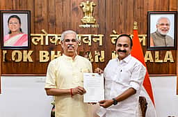 கேரள முதல்வராக சதீசன் இன்று பதவியேற்பு: ராகுல், பிரியங்கா பங்கேற்பு