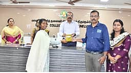வேலைவாய்ப்பகப் பதிவு தொடா்பான போலி விளம்பரங்களை நம்ப வேண்டாம்: தஞ்சை ஆட்சியா் அறிவுறுத்தல்
