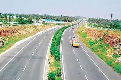 50 ஐஏஎஸ், ஐபிஎஸ் அதிகாரிகள் வாங்கிய நிலம்! 11 மடங்கு விலை உயர்ந்தது எப்படி?