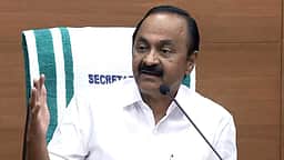 மகளிருக்கு இலவசப் பேருந்து; பதவியேற்ற முதல் நாளிலேயே 3 திட்டங்கள் அறிவிப்பு!
