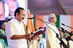 கேரள முதல்வராக சதீசன் பதவியேற்பு - புகைப்படங்கள்