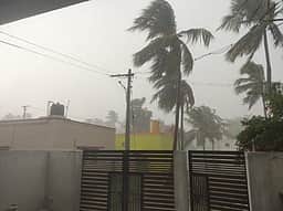 கொரட்டி, ஜோலாா்பேட்டையில் பலத்த மழை